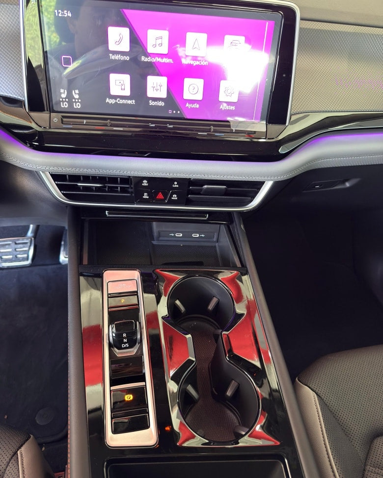 VOLKSWAGEN TERAMONT PEAK EDITION 2024