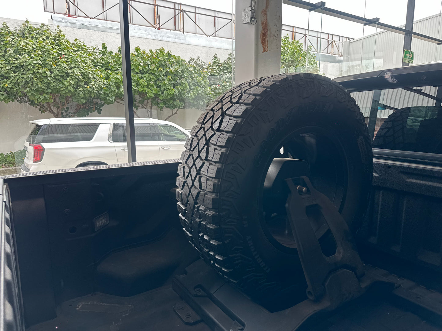 HUMMER GMC