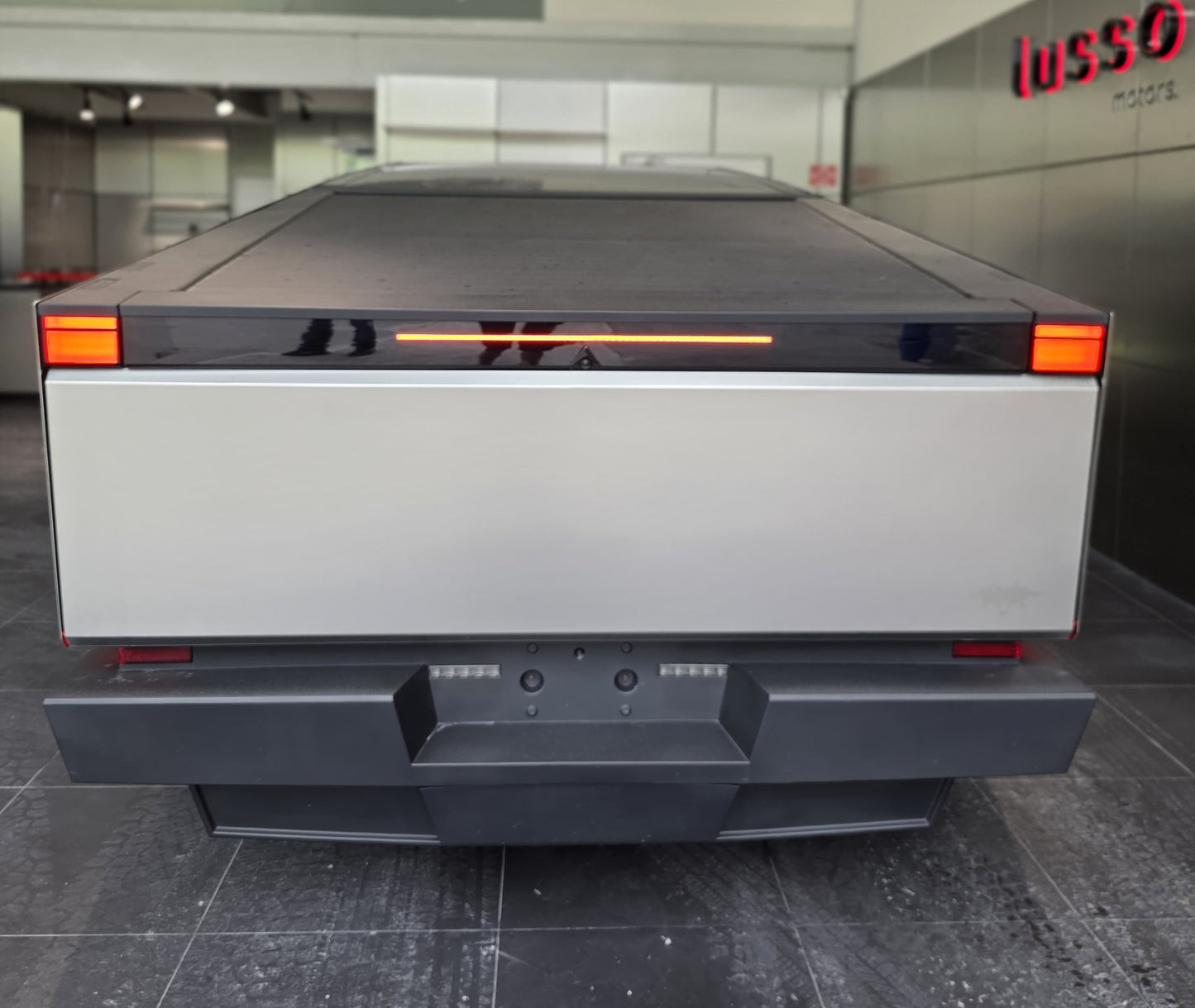 TESLA CYBERTRUCK FOUNDATION
