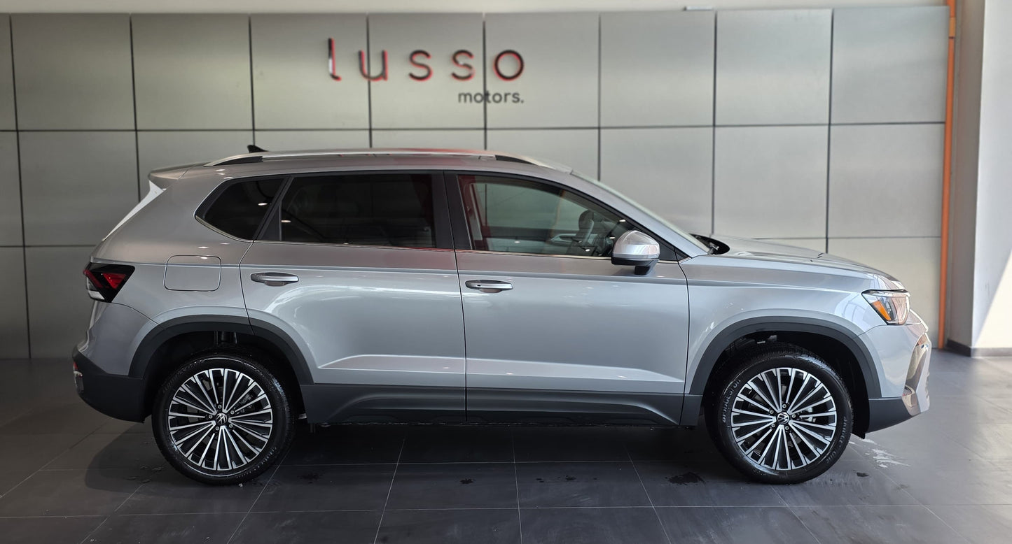 VW TAOS COMFORTLINE 2025