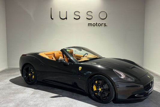 FERRARI California 4.3 V8