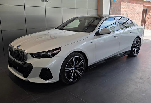 BMW i5 eDrive40 2025