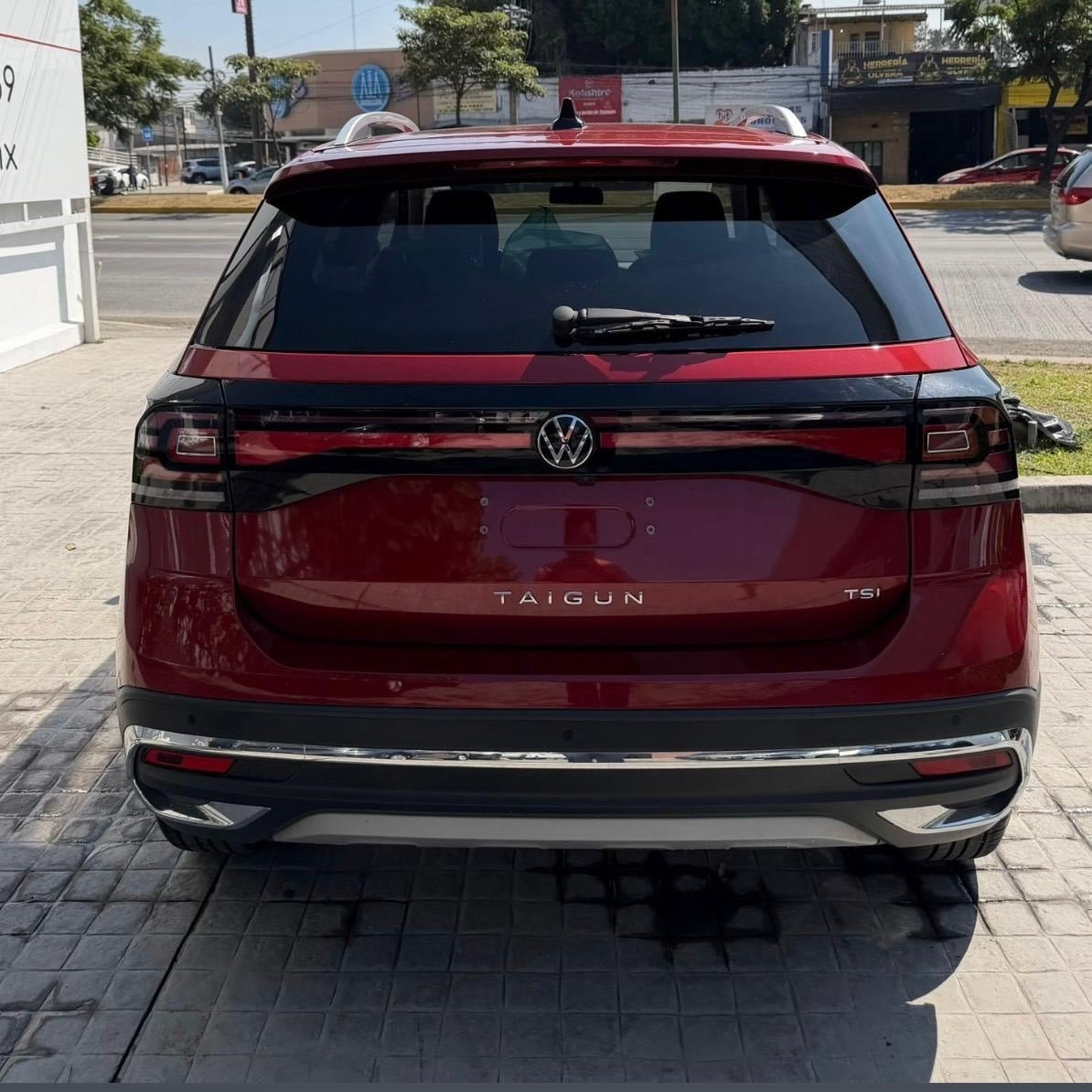 VOLKSWAGEN TAIGUN COMFORTLINE 2025