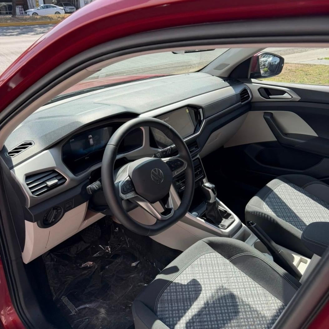 VOLKSWAGEN TAIGUN COMFORTLINE 2025