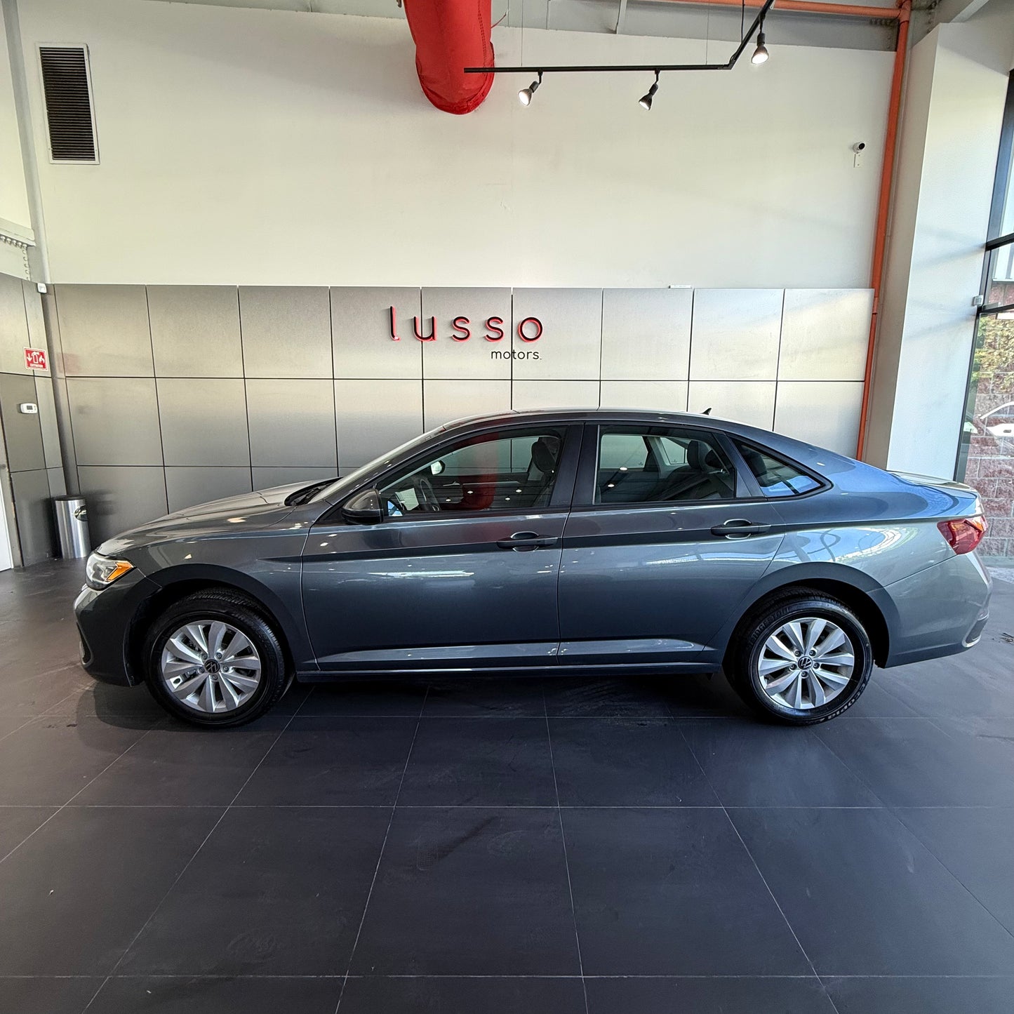 Volkswagen Jetta Comfortline 2024