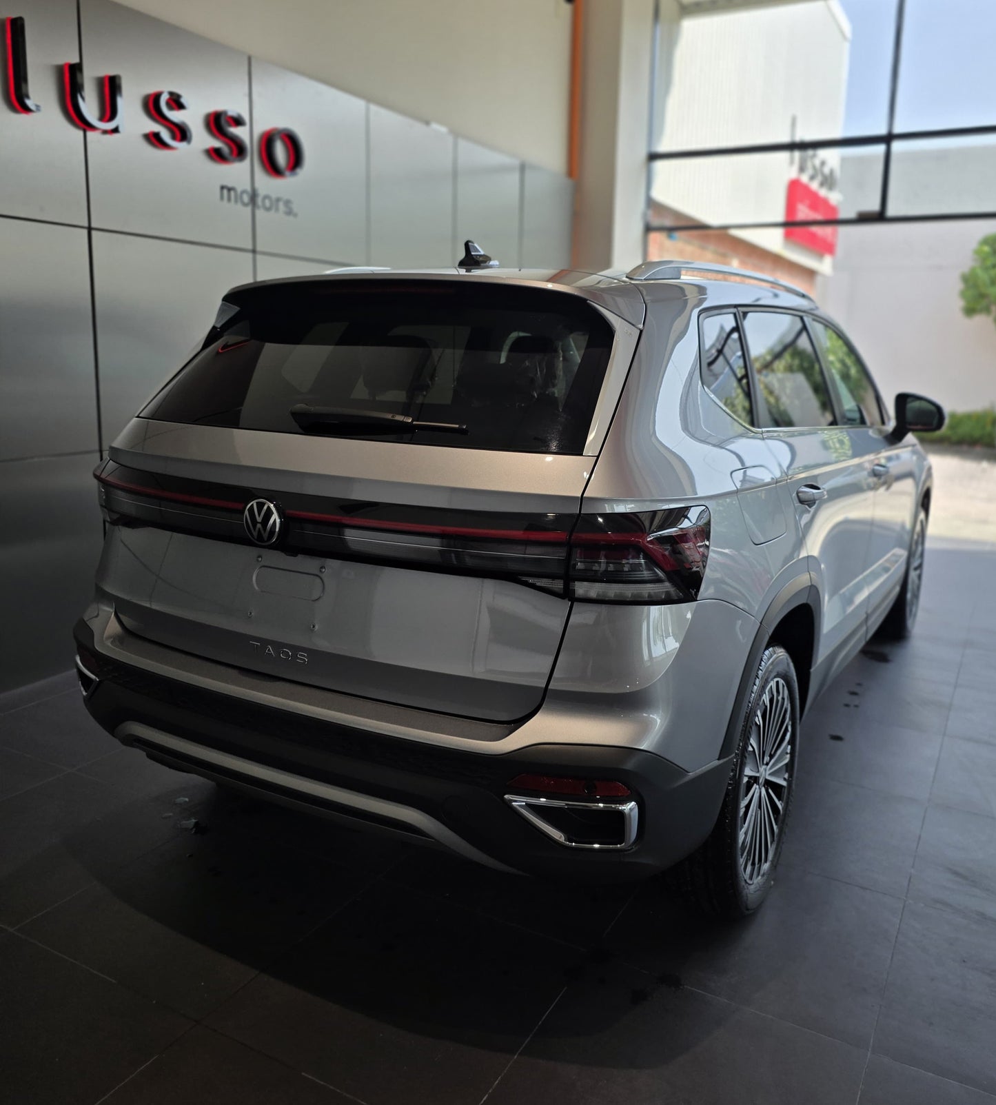 VW TAOS COMFORTLINE 2025