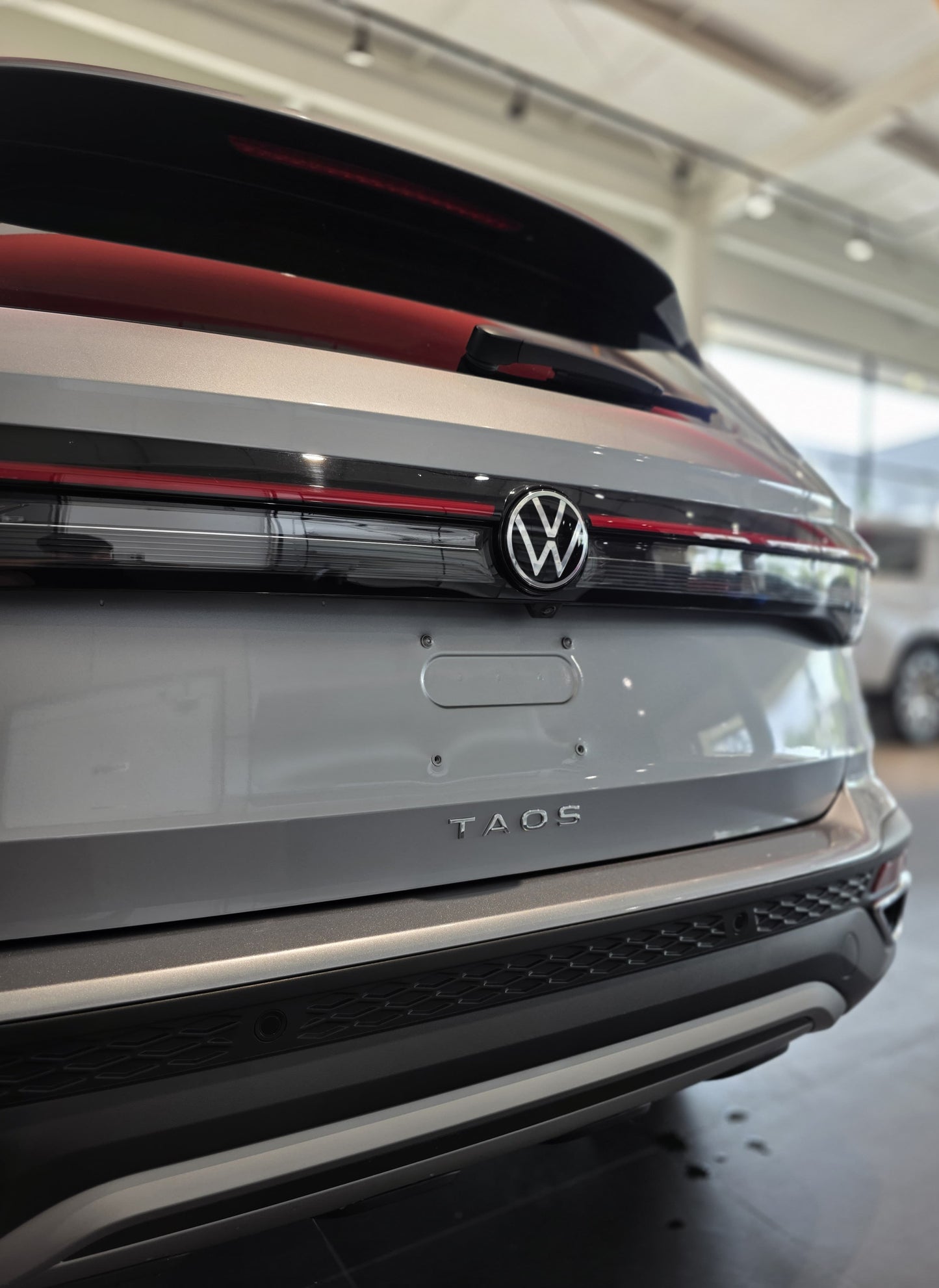 VW TAOS COMFORTLINE 2025