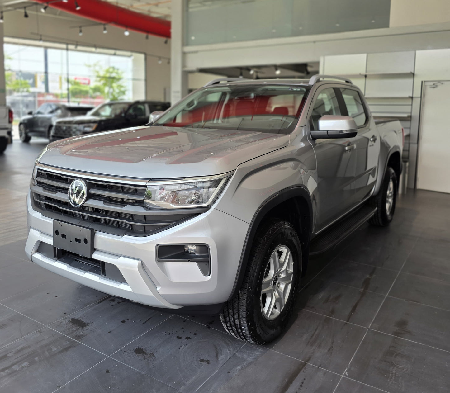 AMAROK LIFE 2024