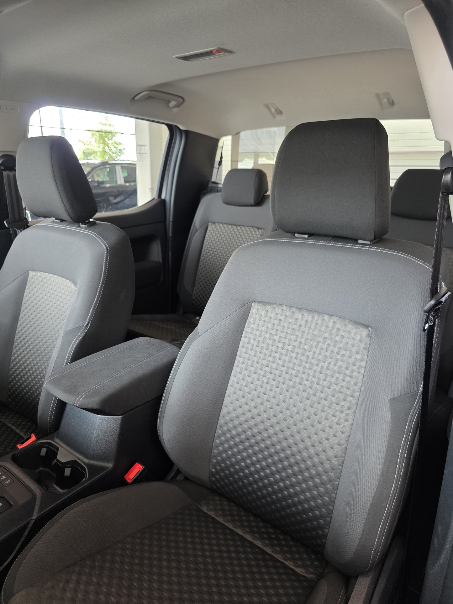 AMAROK LIFE 2024