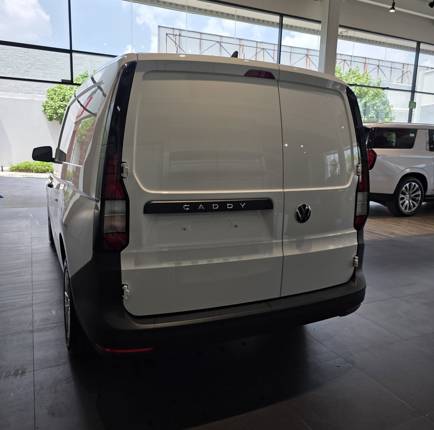 VW CADDY MAXI CARGO VAN 2024