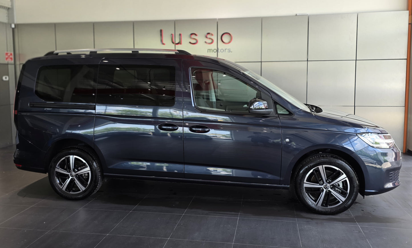 VW CADDY PASAJEROS VAN 2024