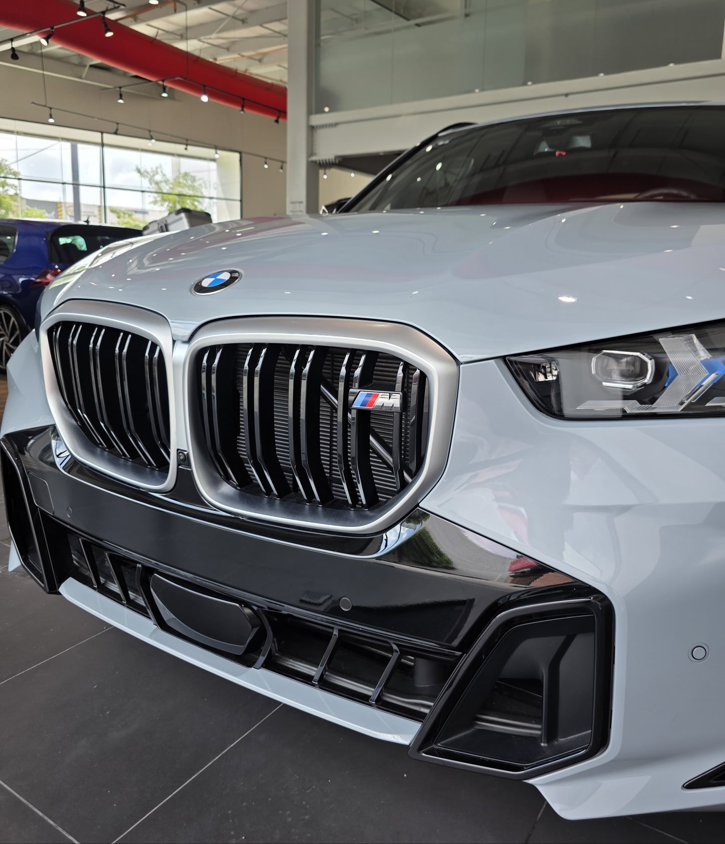 BMW X5 M60I XDRIVE 2025