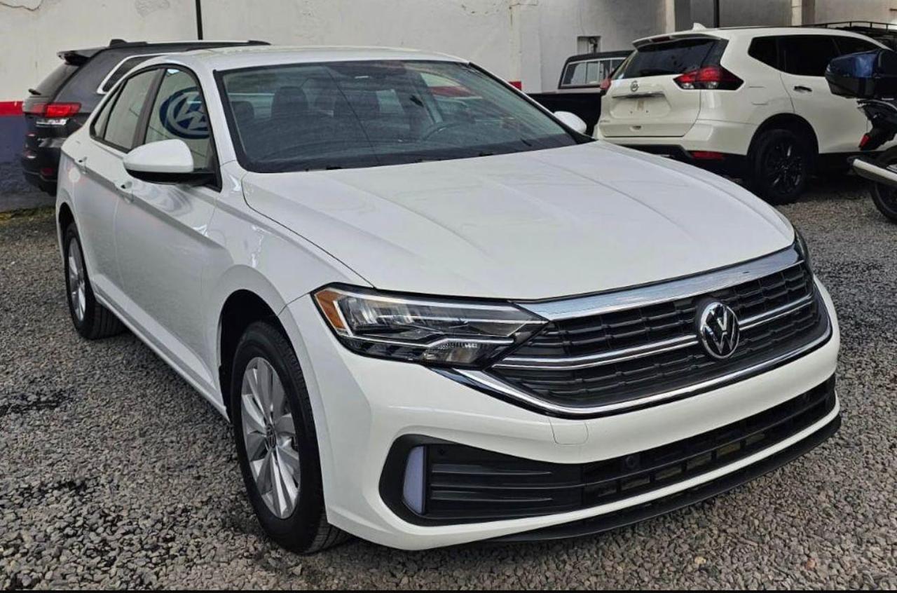 Volkswagen Jetta Comfortline 2024