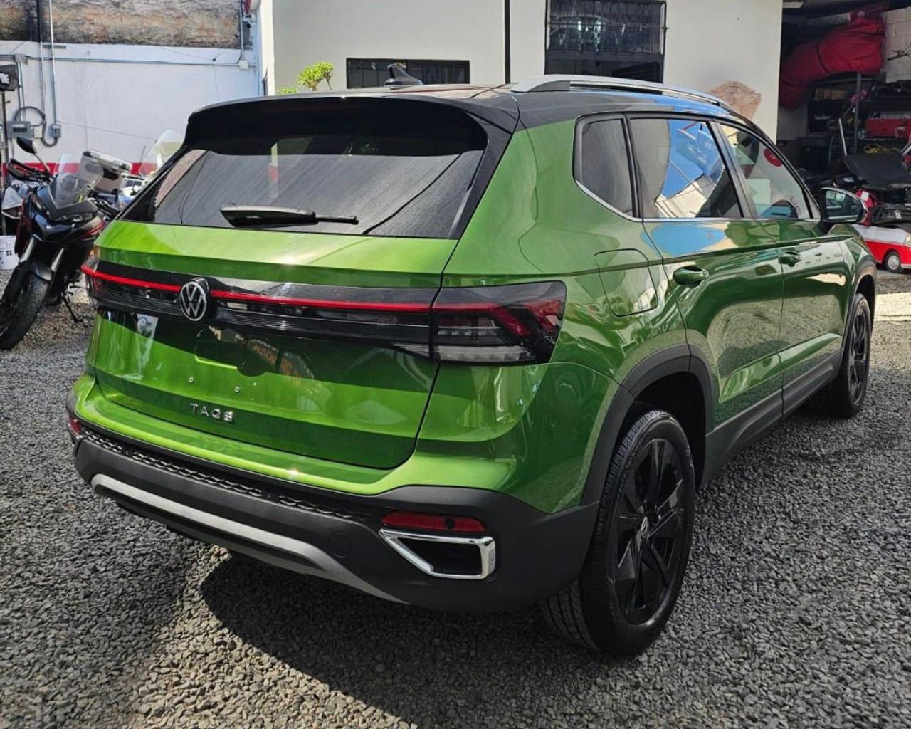 Volkswagen Taos Highline 2025