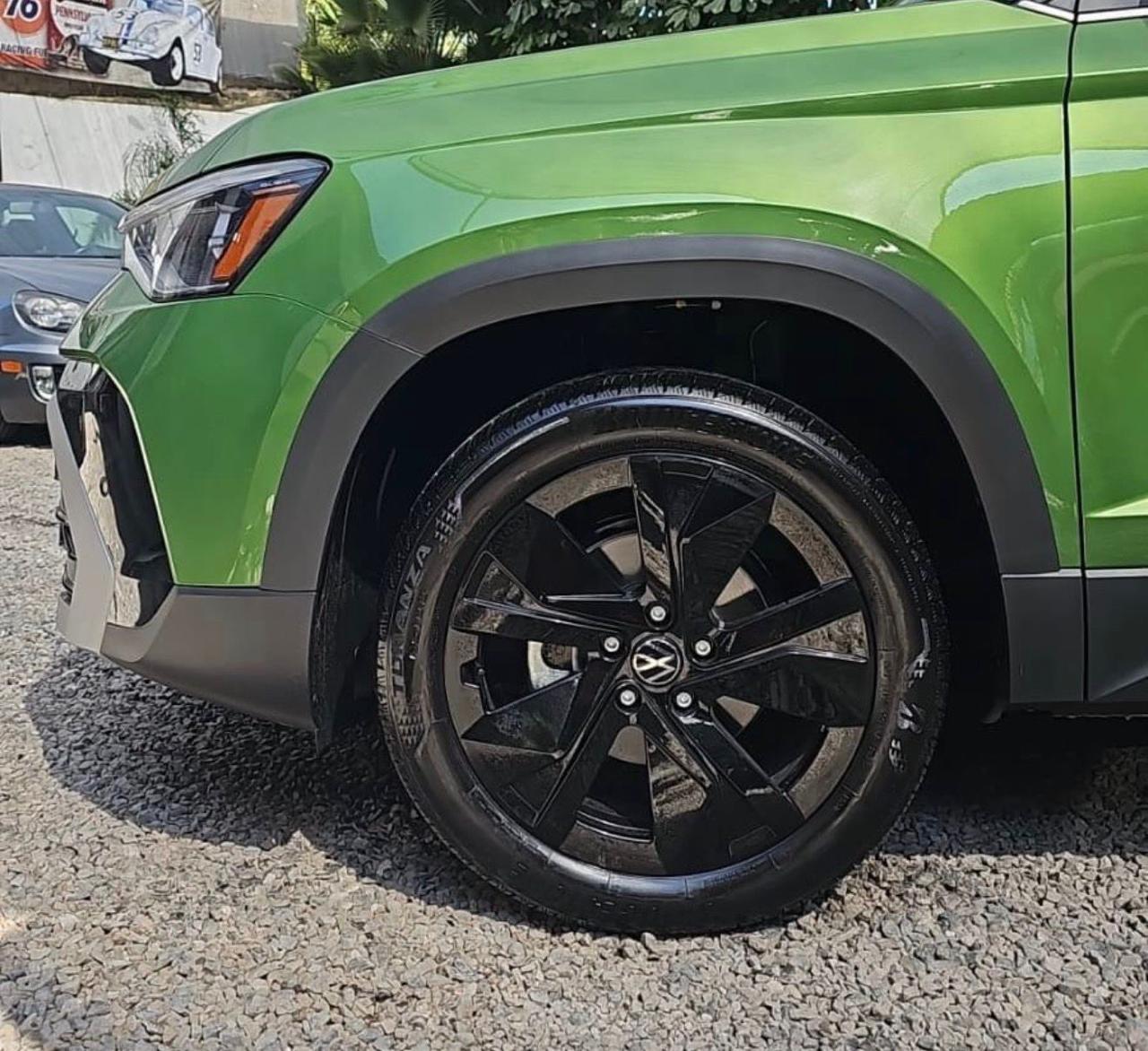 Volkswagen Taos Highline 2025