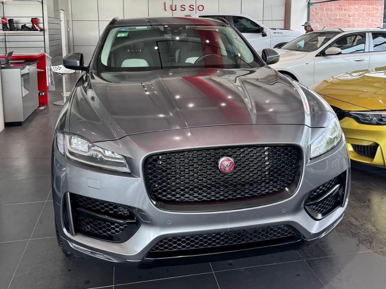 Jaguar F-Pace X761 R-Sport 2019
