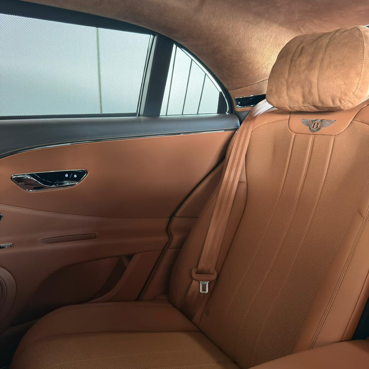 Bentley Flying Spur Azure 2021