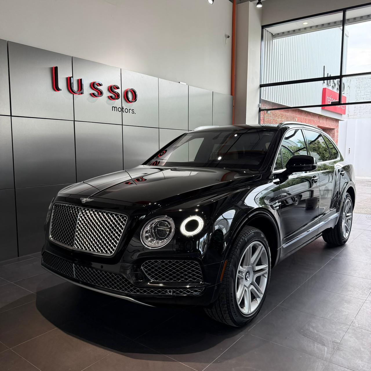 Bentley Bentayga W12 2017