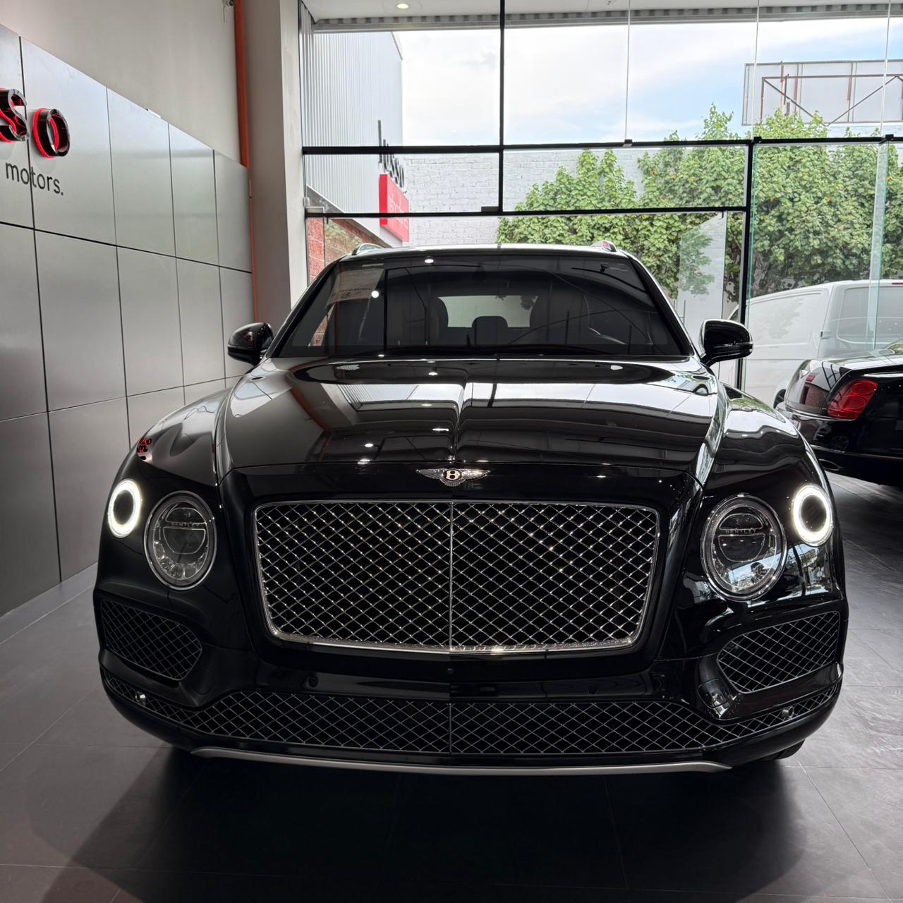 Bentley Bentayga W12 2017