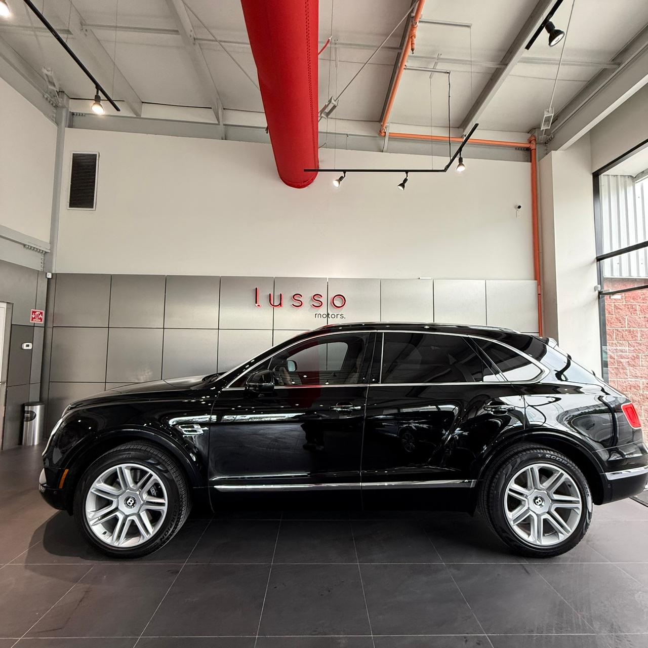 Bentley Bentayga W12 2017