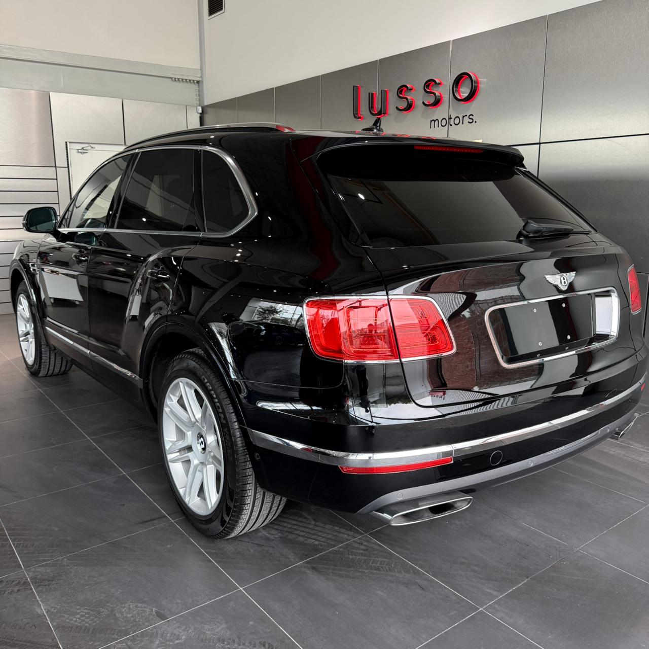 Bentley Bentayga W12 2017