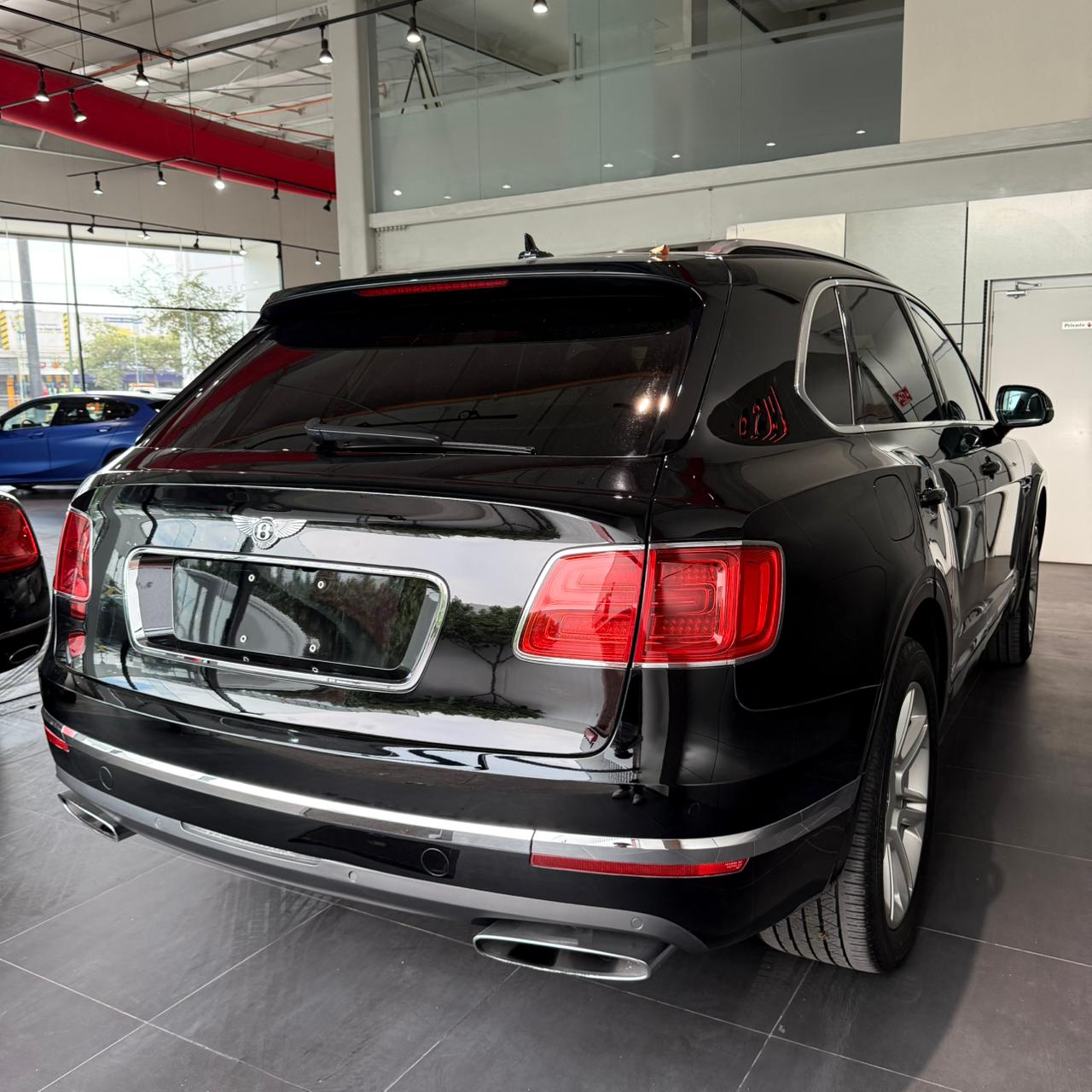 Bentley Bentayga W12 2017