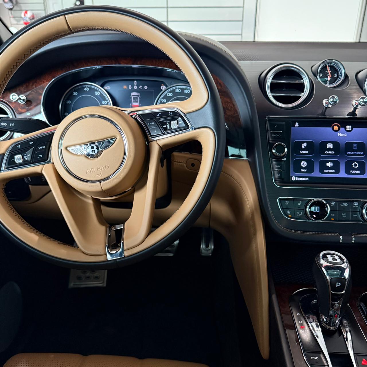 Bentley Bentayga W12 2017