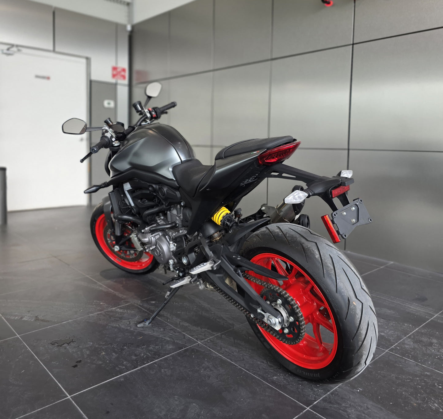 Ducati Monster Plus 2022
