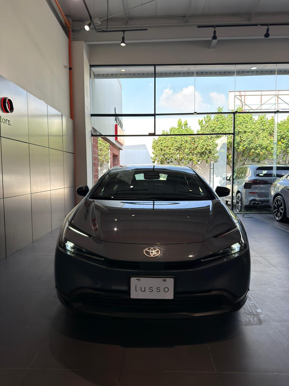 Toyota Prius Híbrido 2024